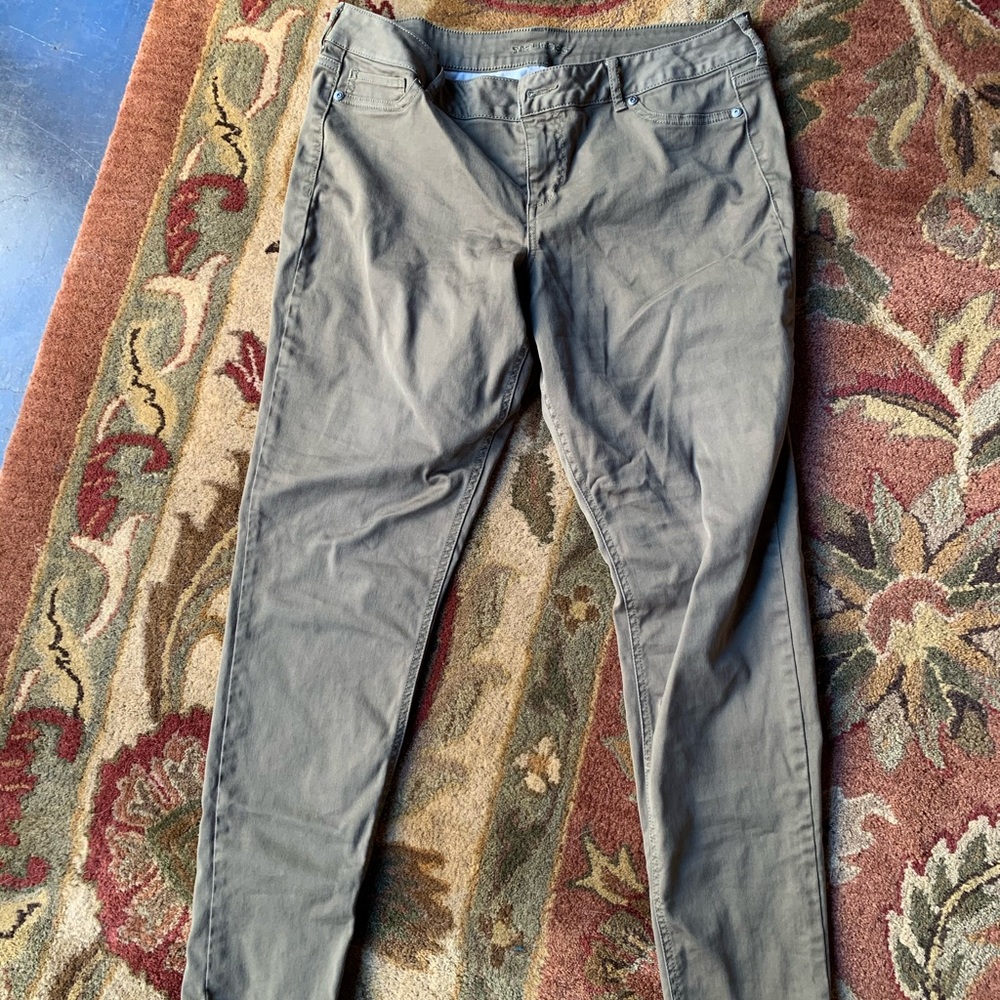 Maurice’s Green Chinos